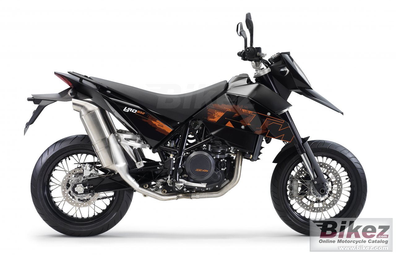 Big KTM 690 supermoto picture and wallpaper from Bikez.com